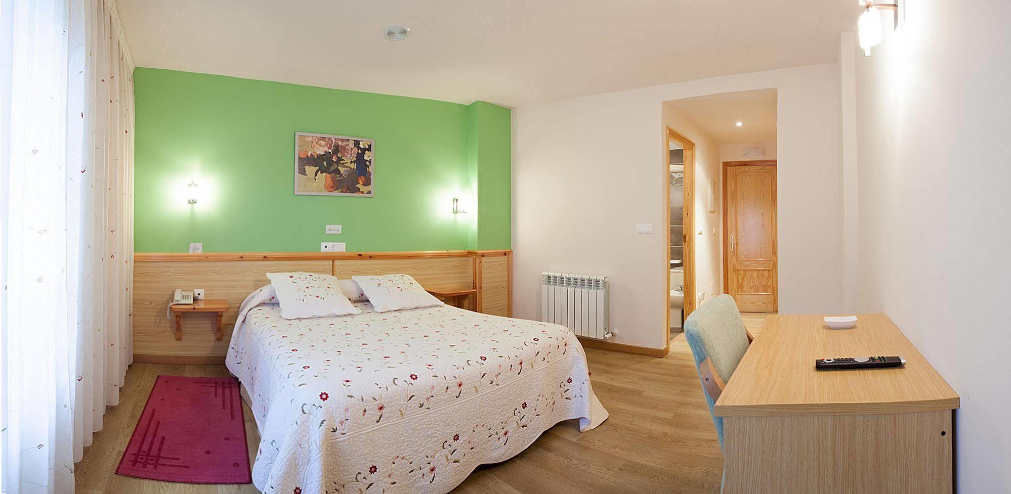 Hotel San Briz A Pontenova Екстериор снимка